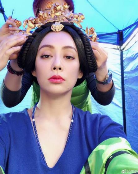 宁静凌晨发照片:宁静这么晚睡,网友都炸了(图) 宁静凌晨发照片:宁静这么晚睡,网友都炸了(图)