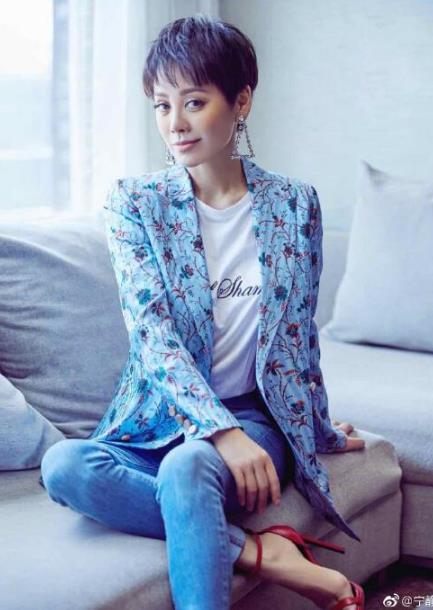 宁静凌晨发照片:宁静这么晚睡,网友都炸了(图) 宁静凌晨发照片:宁静这么晚睡,网友都炸了(图)