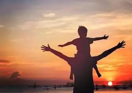 2018父亲节送什么礼物好:不论大小仅是一份心意你准备了么 2018父亲节送什么礼物好:不论大小仅是一份心意你准备了么