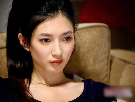 江疏影吹泡泡:江疏影图片,江疏影剧照图片 江疏影吹泡泡:江疏影图片,江疏影剧照图片