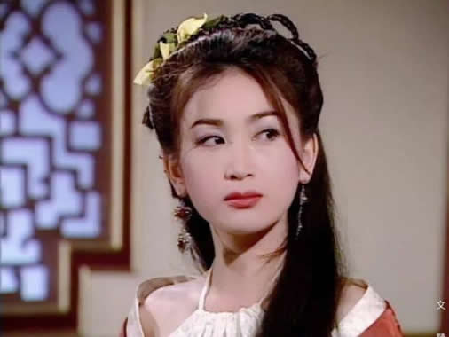 52岁温碧霞微笑撩人:对着镜头甜笑,皮肤白皙笑容甜美 52岁温碧霞微笑撩人:对着镜头甜笑,皮肤白皙笑容甜美