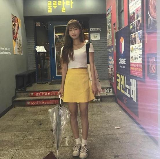 颜值即正义：这个小姐姐网管让网吧爆满（图）