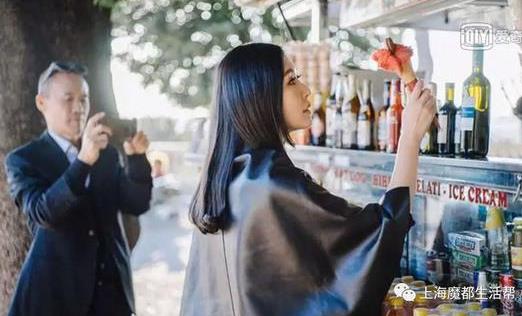 田朴珺王石甜蜜写真:恩爱满满,王石和田朴珺罕见照 田朴珺王石甜蜜写真:恩爱满满,王石和田朴珺罕见照