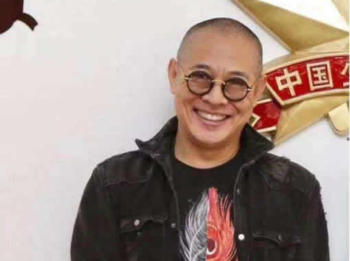 李连杰调侃苍老照：上次谦卑八十几岁,这次要傲慢一点