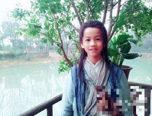 新版倚天屠龙记少年张无忌是谁演的：扮演者芦展翔资料简介