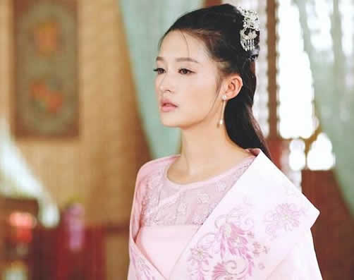 李沁的男朋友：李沁历有过哪些绯闻男友盘点