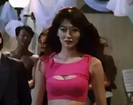 15年前她扔下刚满月的儿子跳楼,如今儿子长得高大帅气（图）