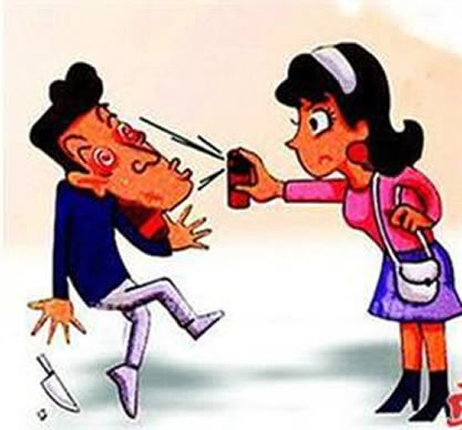 遇歹徒袭击咋办?砸玻璃喊着火这些招关键时刻能救命 遇歹徒袭击咋办?砸玻璃喊着火这些招关键时刻能救命