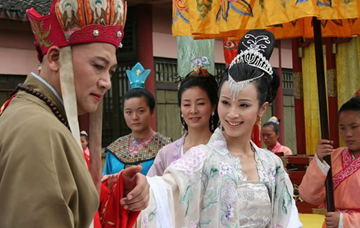 历史上女儿国竟是这样繁衍后代:女儿国的原型(图) 历史上女儿国竟是这样繁衍后代:女儿国的原型(图)