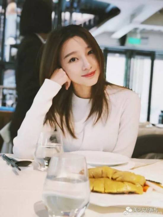 世界杯最美女主播:揭晓世界杯最美主播都在这里了 世界杯最美女主播:揭晓世界杯最美主播都在这里了