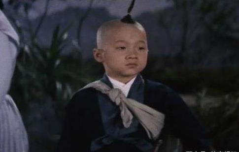 成龙童年照曝光：罕见童年照,成龙小时候就有主角相