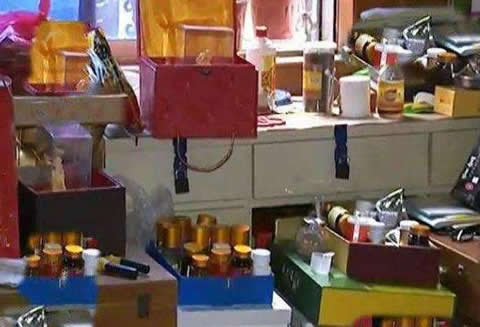 妻子狂买保健品逼迫他吃 丈夫求助（图）