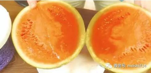 男子脑洞大开用蜡封住西瓜,半年后取出切开,众人直呼 男子脑洞大开用蜡封住西瓜,半年后取出切开,众人直呼