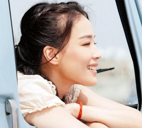 冯德伦晒照舒淇调侃：两人罕见秀恩爱,舒淇生活照