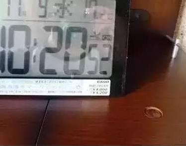 家具总是擦完又落灰?教你一招搞定!(图) 家具总是擦完又落灰?教你一招搞定!(图)