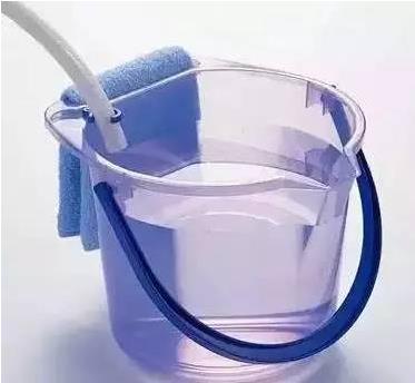 家具总是擦完又落灰?教你一招搞定!(图) 家具总是擦完又落灰?教你一招搞定!(图)