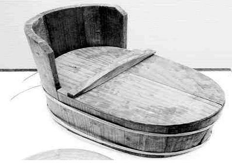 中国的这个皇帝因上朝时内急,发明了一样东西,至今还在用