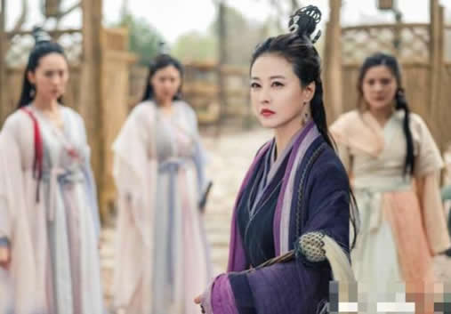 周海媚倚天剧照曝光：52岁周海媚演师太俏过周芷若（图）