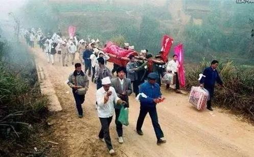 配阴婚什么意思：为什么要配阴婚,揭阴婚习俗的前世今生