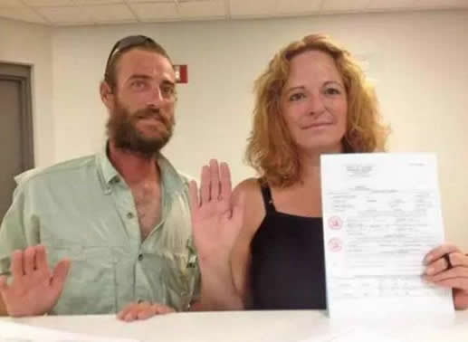 女子与亲弟结为夫妻：秘密同居10多年,一对同父异母的姐弟