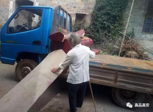 村民上交5871副棺木：殡葬改革,心里难受但还是会配合