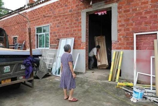 村民上交5871副棺木：殡葬改革,心里难受但还是会配合