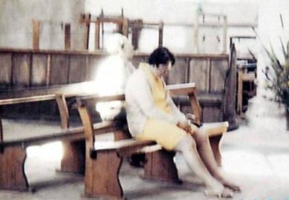 世界十大灵异照片:照片中存在着某种灵异事件(图) 世界十大灵异照片:照片中存在着某种灵异事件(图)