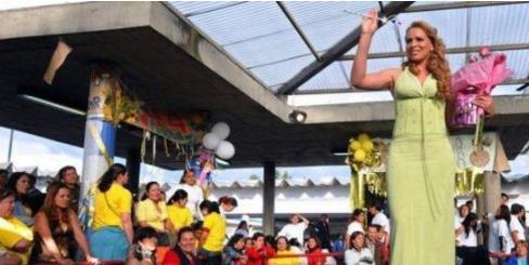 千奇百怪的奇葩选美:世界各地另类选美(图) 千奇百怪的奇葩选美:世界各地另类选美(图)