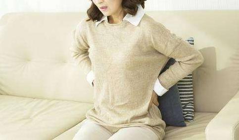 腰间盘突出的治疗方法:早期症状自我疗法(图) 腰间盘突出的治疗方法:早期症状自我疗法(图)