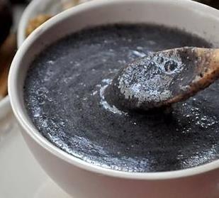 黑芝麻的7大功效和作用介绍(全文) 黑芝麻的7大功效和作用介绍(全文)