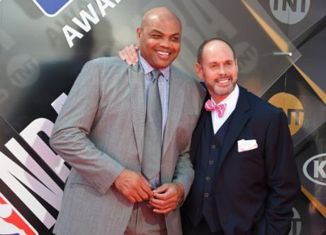 NBA颁奖典礼举行 众球星西装造型闪耀红毯（组图）