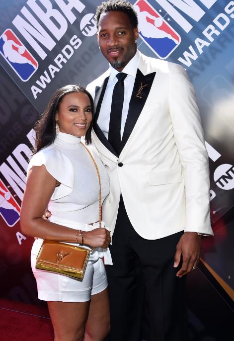 NBA颁奖典礼举行 众球星西装造型闪耀红毯（组图）