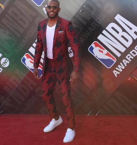 NBA颁奖典礼举行 众球星西装造型闪耀红毯（组图）