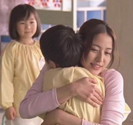 日本评选10大最想交往女性身份（主妇护士空姐）