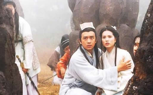 李若彤与陈浩民曾出演过97版的《天龙八部》,分别饰演王语嫣与段誉