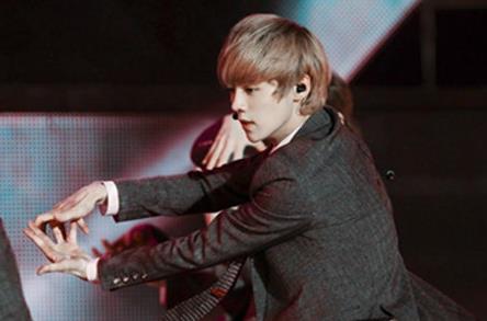 鹿晗图片基本资料:欣赏鹿晗帅气图片 鹿晗图片基本资料:欣赏鹿晗帅气图片