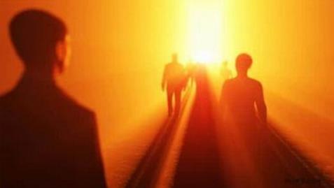 人死后的世界日常要上班吗：人类死亡之后会进入另一个世界