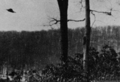 ufo图片欣赏：最新真实UFO照片曝光（图）