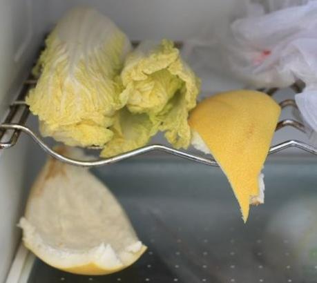 家里冰箱有臭味,老婆只用了一招,就再也不难闻了（图）