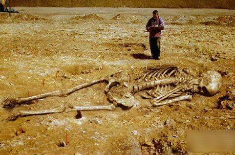 中国最为神秘的山脉昆仑山之谜(图) 中国最为神秘的山脉昆仑山之谜(图)