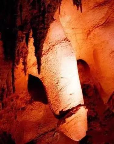 令人羞涩的10大自然奇观:双乳峰金枪峰女阴洞女阴树 令人羞涩的10大自然奇观:双乳峰金枪峰女阴洞女阴树