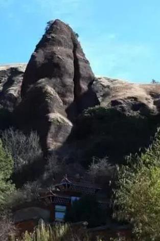 令人羞涩的10大自然奇观:双乳峰金枪峰女阴洞女阴树 令人羞涩的10大自然奇观:双乳峰金枪峰女阴洞女阴树