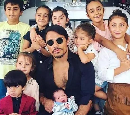 撒盐哥资料百度百科：土耳其撒盐哥老婆是谁