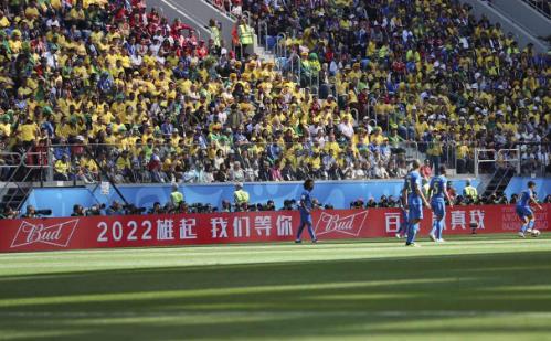 狂卖500万罐世界杯限量罐，百威天猫深度合作带火啤酒经济