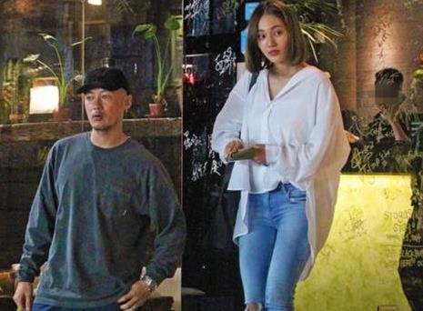 余文乐妻子王棠云产后首曝光 身材已恢复差不多