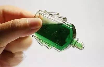 女子把风油精用在身体这处惊呆了（图）