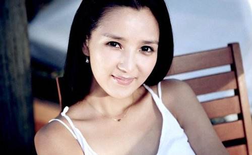 何洁素颜现身:何洁资料简介,主演的电视剧电影 何洁素颜现身:何洁资料简介,主演的电视剧电影