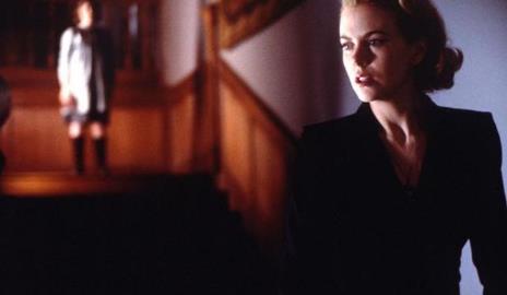 10部国外经典恐怖片：切记晚上不要一个人观看