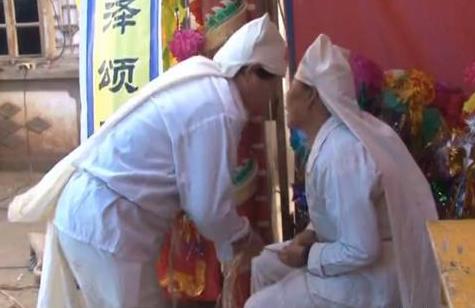 在农村,办“白事”的时候,这几件事千万不能做（图）