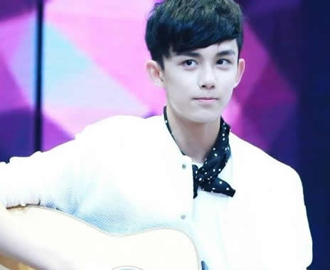 吴磊个人资料简介：吴磊绯闻女友及个人经历,吴磊影视作品